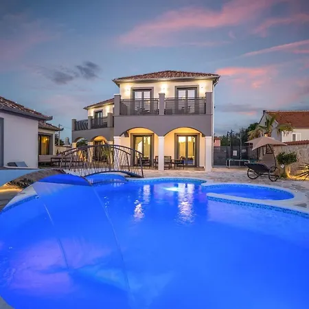Dalmatinac Villa